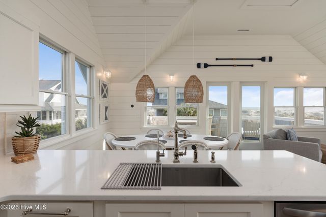 12 Scotch Bonnet Lane, Bald Head Island, NC 28461