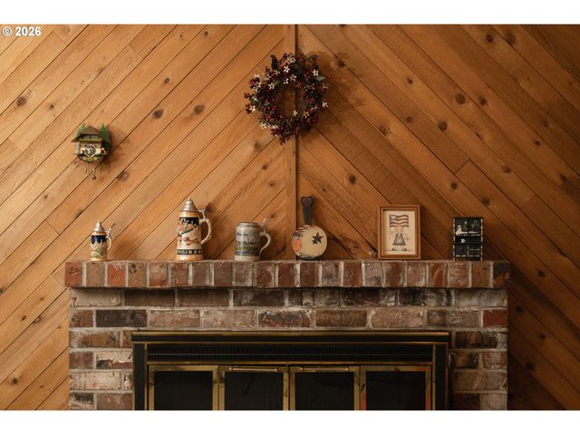 9355 Sw LEHMAN St, Portland, OR 97223