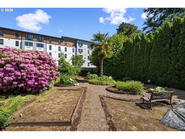 9355 Sw LEHMAN St, Portland, OR 97223