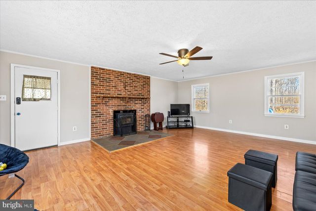 12728 BRISTOW RD, Nokesville, VA 20181