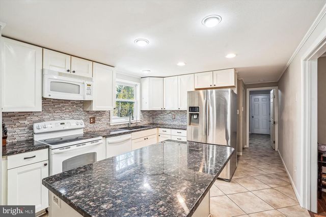 12728 BRISTOW RD, Nokesville, VA 20181