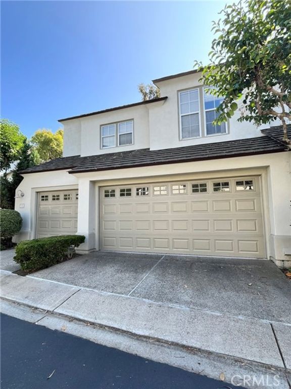 16 Brigmore Aisle, Irvine, CA 92603