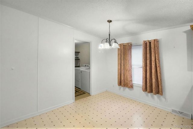 13499 Heritage Street, Ash Township, MI 48117