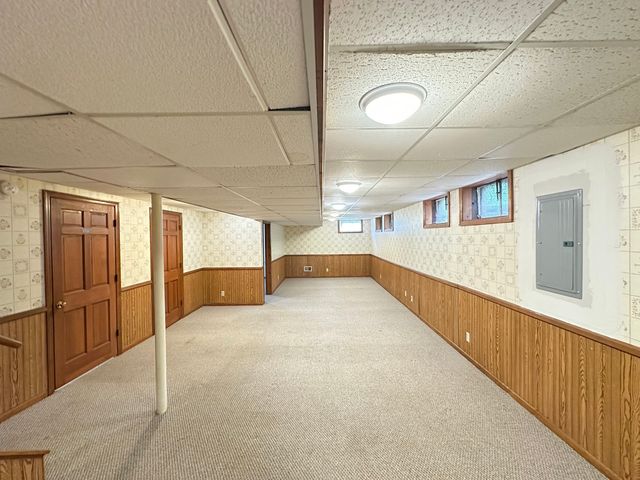 7409 Chesterfield Road, Crystal Lake, IL 60012