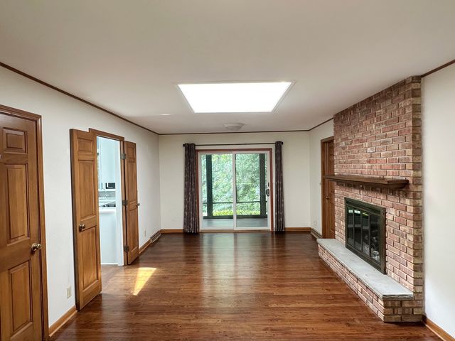 7409 Chesterfield Road, Crystal Lake, IL 60012