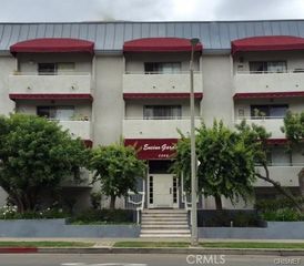 5343 Yarmouth Avenue 201, Encino, CA 91316