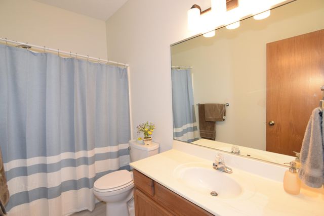 1708 Sunset Drive, Northfield, MN 55057