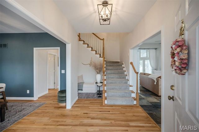 2134 Lakeview Drive, Crystal Lake Park, MO 63131