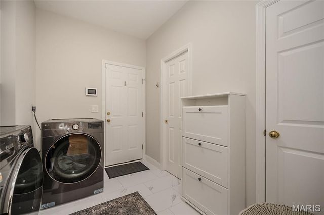 2134 Lakeview Drive, Crystal Lake Park, MO 63131