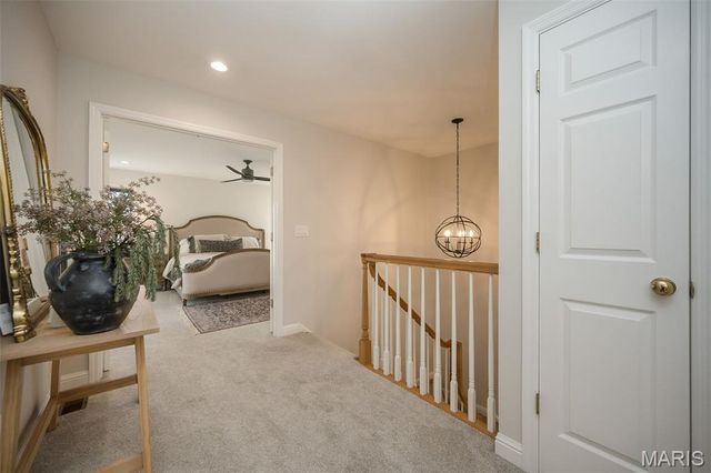 2134 Lakeview Drive, Crystal Lake Park, MO 63131