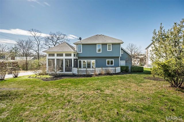 2134 Lakeview Drive, Crystal Lake Park, MO 63131