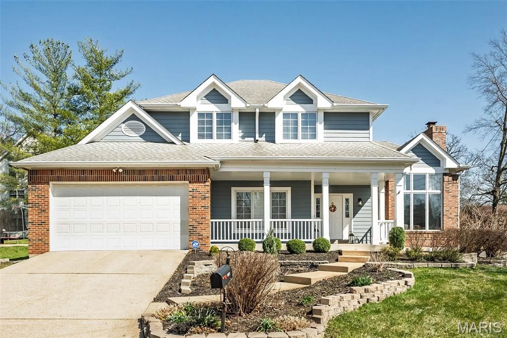 2134 Lakeview Drive, Crystal Lake Park, MO 63131