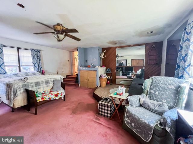 223 DOGWOOD AVE, Egg Harbor Township, NJ 08234