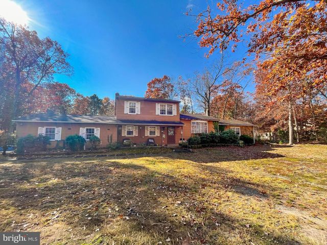 223 DOGWOOD AVE, Egg Harbor Township, NJ 08234