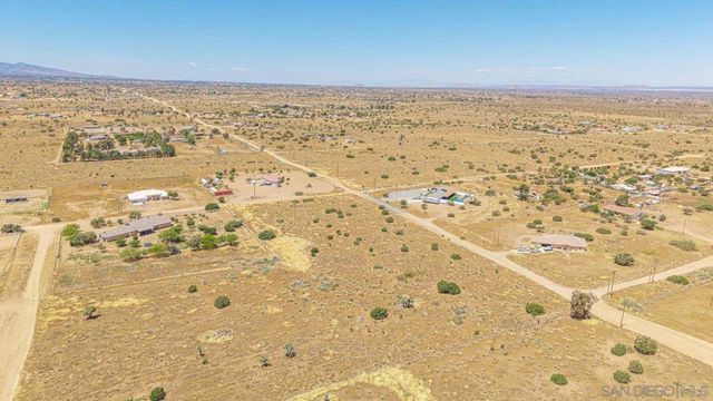0 Trinidad RD, Phelan, CA 92371