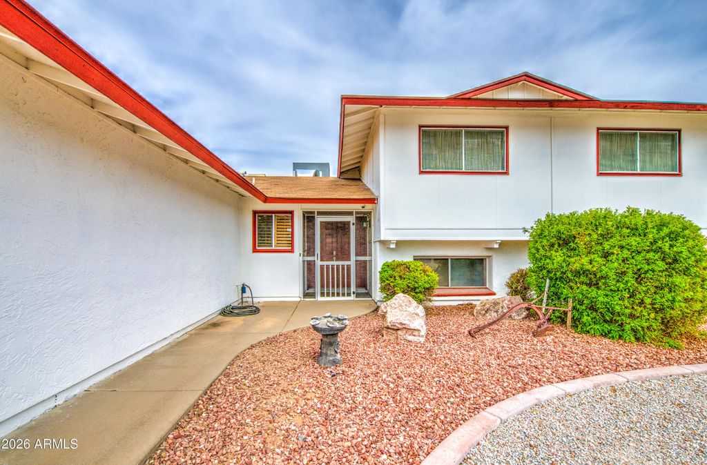 15613 N 57TH Drive, Glendale, AZ 85306 — photo 2