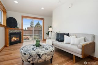 9243 35th Avenue SW #C, Seattle, WA 98126