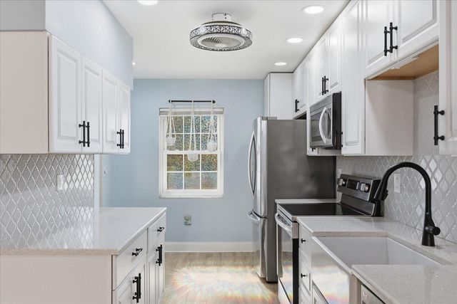 8605 BARDMOOR BOULEVARD 107A, Seminole, FL 33777