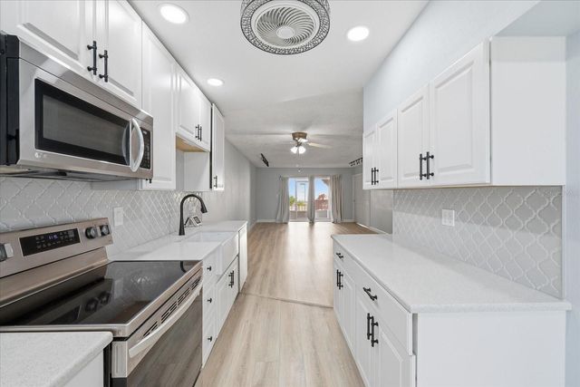 8605 BARDMOOR BOULEVARD 107A, Seminole, FL 33777