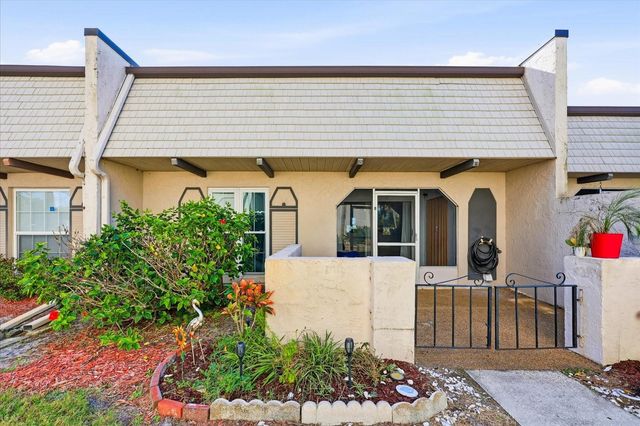 8605 BARDMOOR BOULEVARD 107A, Seminole, FL 33777