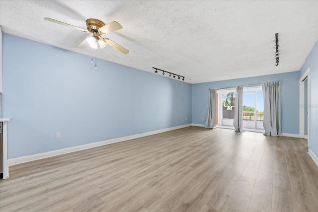 8605 BARDMOOR BOULEVARD 107A, Seminole, FL 33777