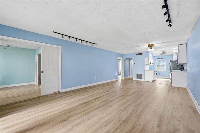 8605 BARDMOOR BOULEVARD 107A, Seminole, FL 33777