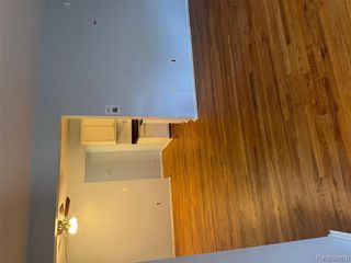 25301 5 Mile Rd 109, Redford, MI 48239