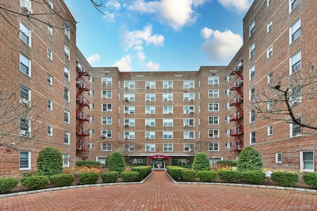 64-11 99 Street 418, Rego Park, NY 11374 — exterior