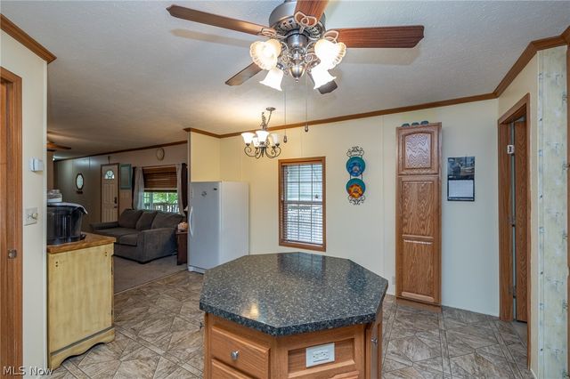 35157 Center Ridge Road 99, North Ridgeville, OH 44039