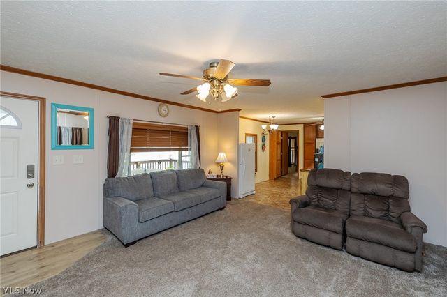 35157 Center Ridge Road 99, North Ridgeville, OH 44039
