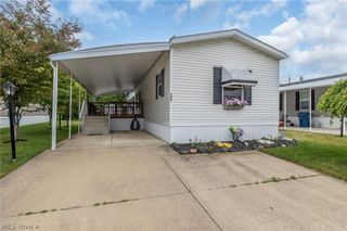 35157 Center Ridge Road 99, North Ridgeville, OH 44039
