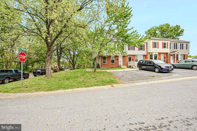 1 WALTHAM ST, Newark, DE 19713