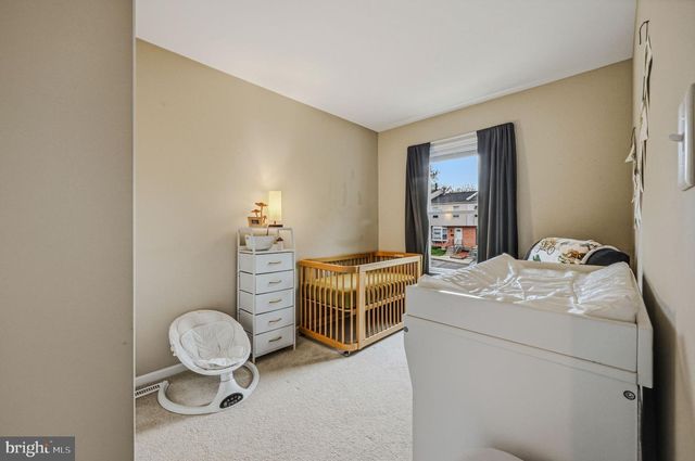 1 WALTHAM ST, Newark, DE 19713