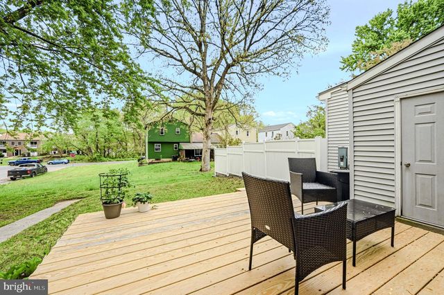 1 WALTHAM ST, Newark, DE 19713