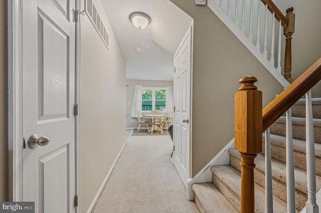 1 WALTHAM ST, Newark, DE 19713