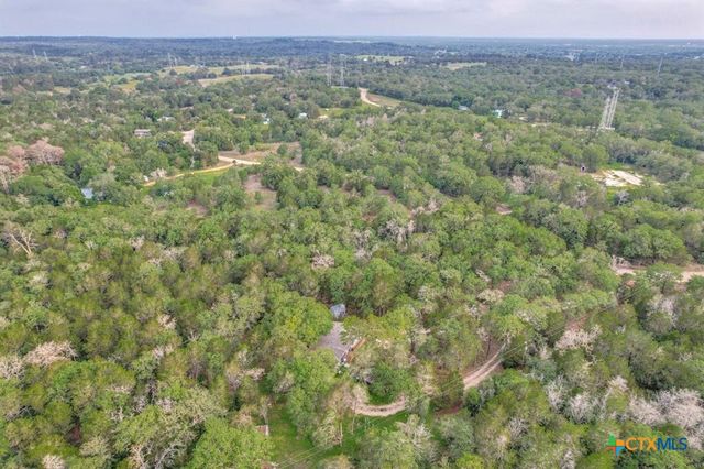 319 Green Oaks Drive, Bastrop, TX 78602