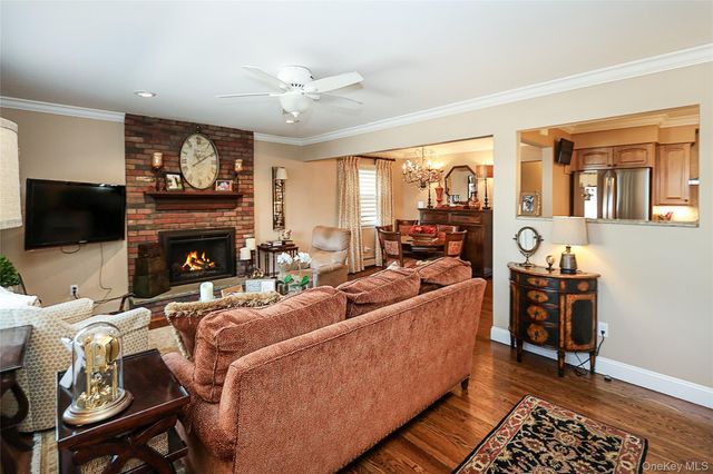 40 Edgewood Road, Port Washington, NY 11050