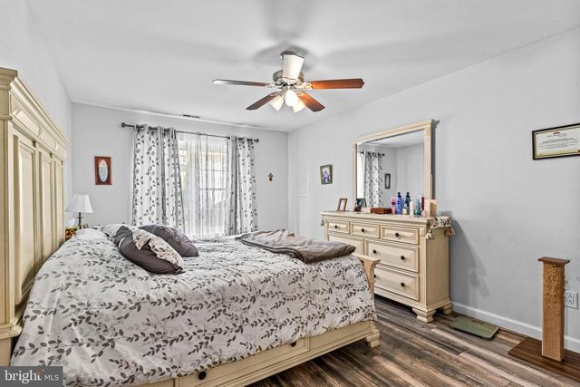 639 YORKSHIRE CT, Sewell, NJ 08080