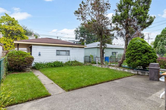1519 S 61st Avenue, Cicero, IL 60804