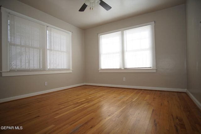 4424 CAMBRIDGE Avenue, El Paso, TX 79903