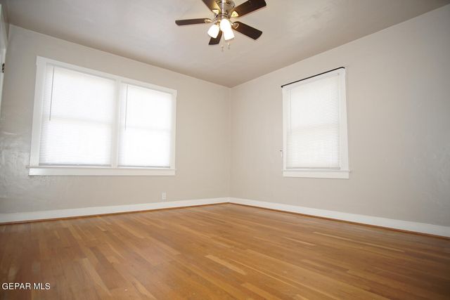 4424 CAMBRIDGE Avenue, El Paso, TX 79903