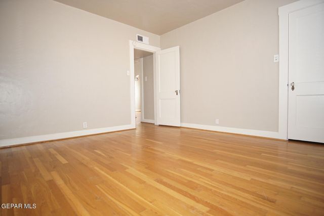 4424 CAMBRIDGE Avenue, El Paso, TX 79903