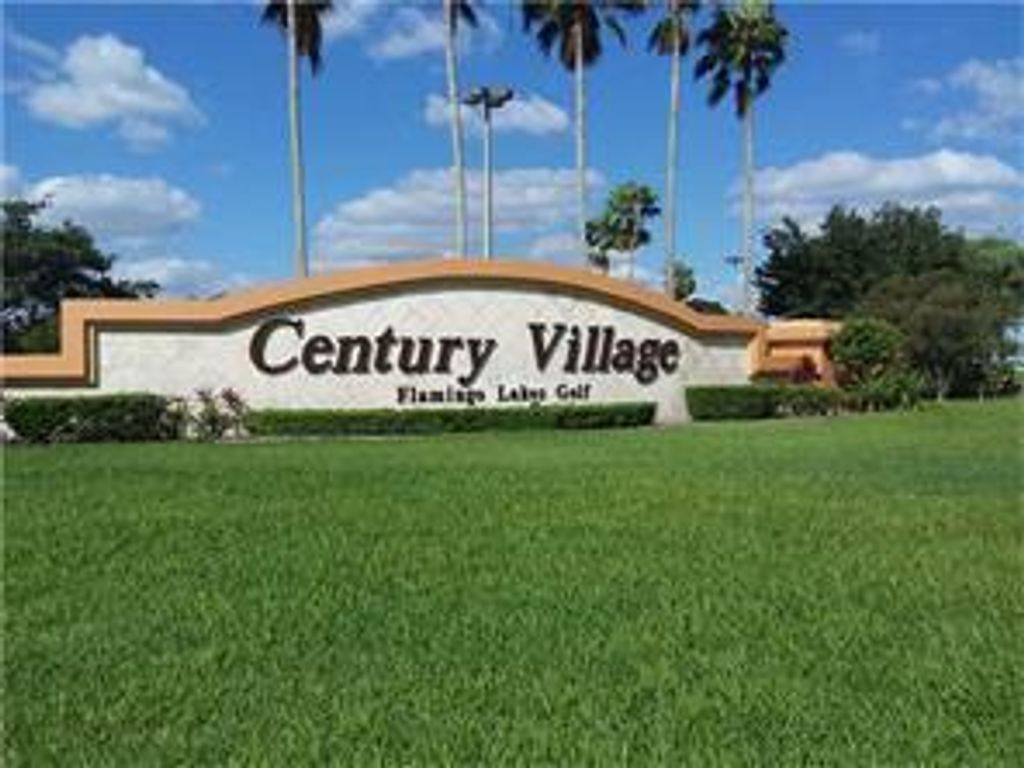 150 SW 134th Way 212r, Pembroke Pines, FL 33027