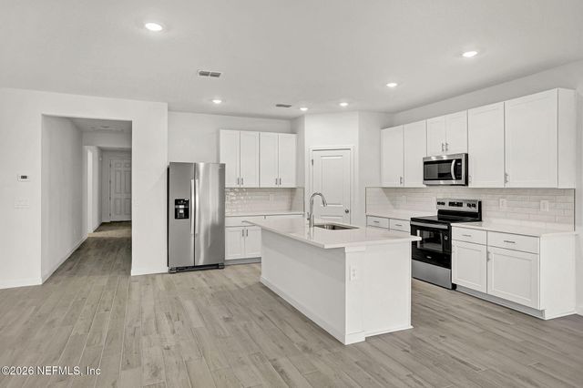 62 WANDERING CREEK Way, Palm Coast, FL 32164