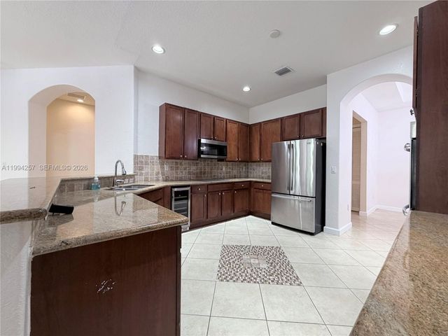 19385 SW 79th Ct, Cutler Bay, FL 33157