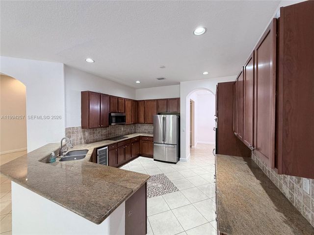 19385 SW 79th Ct, Cutler Bay, FL 33157