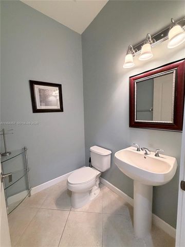 19385 SW 79th Ct, Cutler Bay, FL 33157