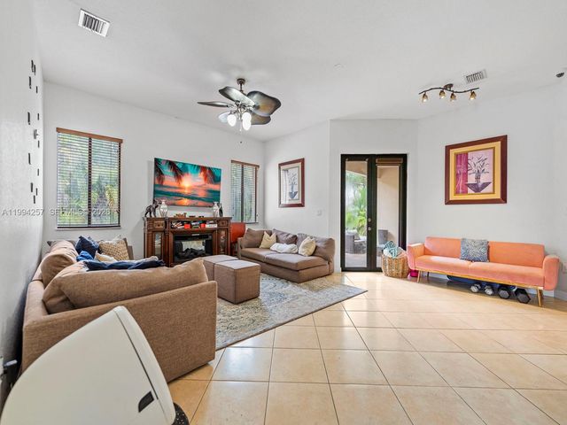 19385 SW 79th Ct, Cutler Bay, FL 33157