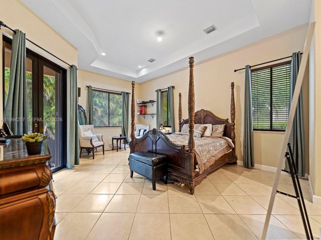 19385 SW 79th Ct, Cutler Bay, FL 33157