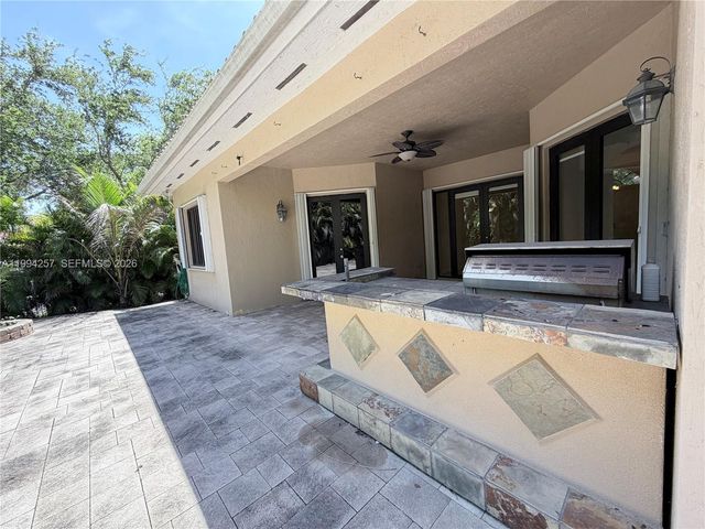 19385 SW 79th Ct, Cutler Bay, FL 33157